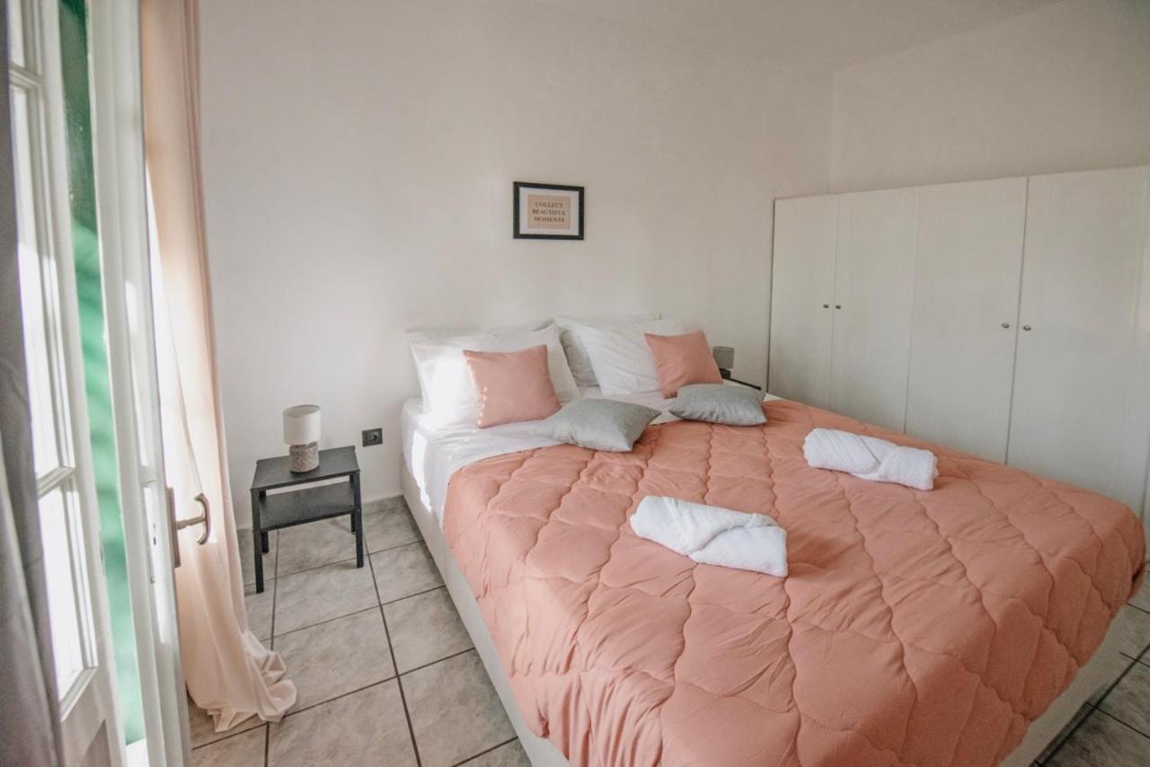 Ionian Luxury Apartments Pérama Kültér fotó